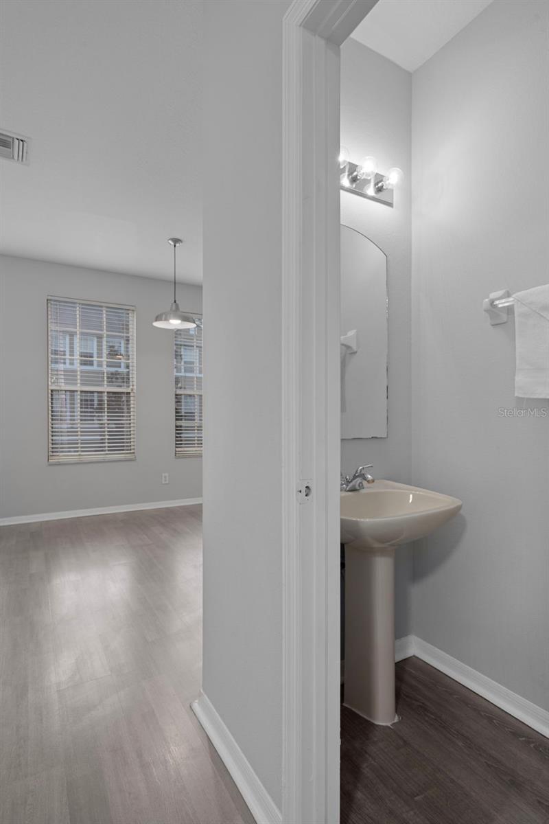 BAYSHORE POINTE TWNHMS PHAS - Residential