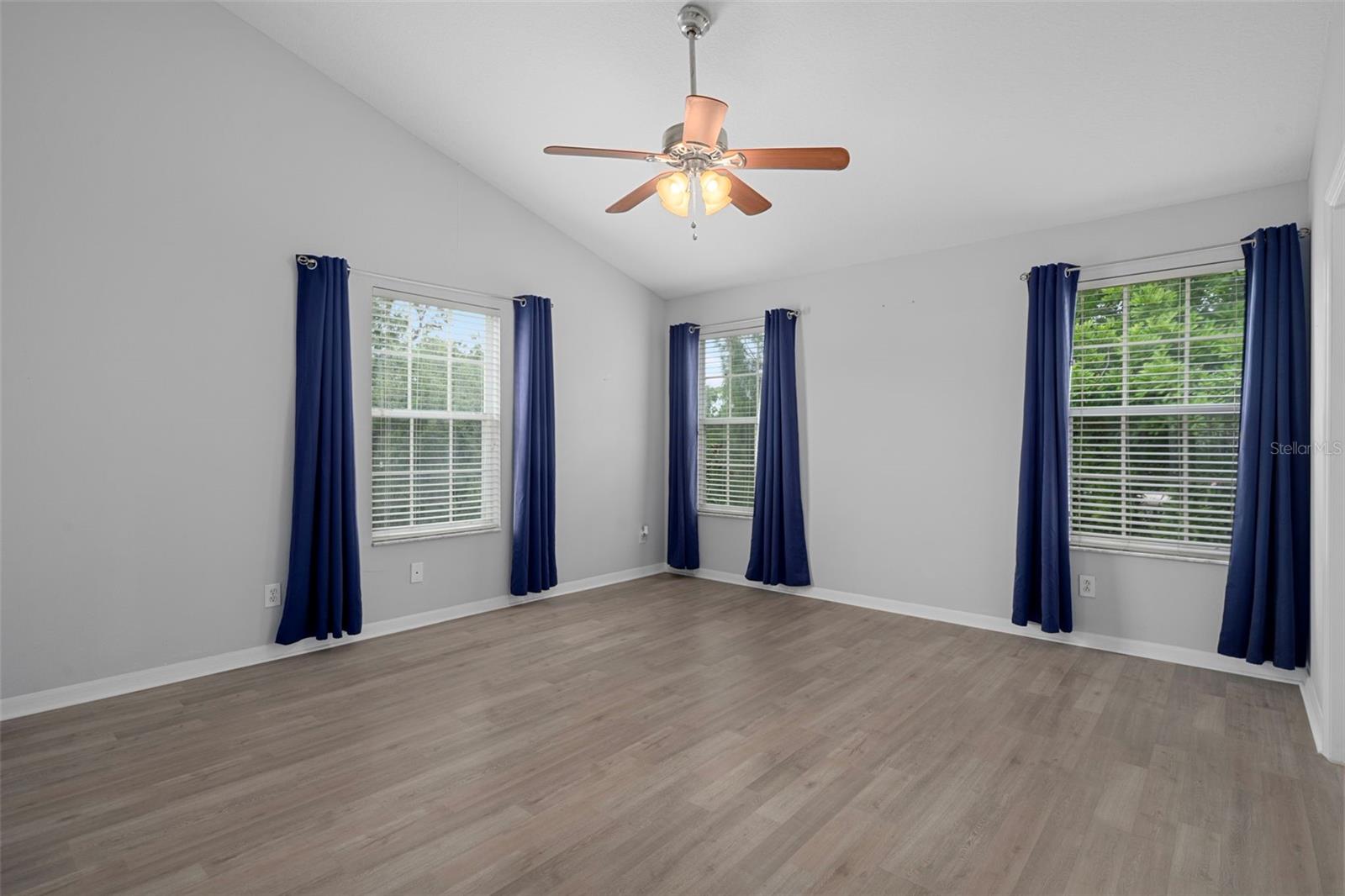 BAYSHORE POINTE TWNHMS PHAS - Residential