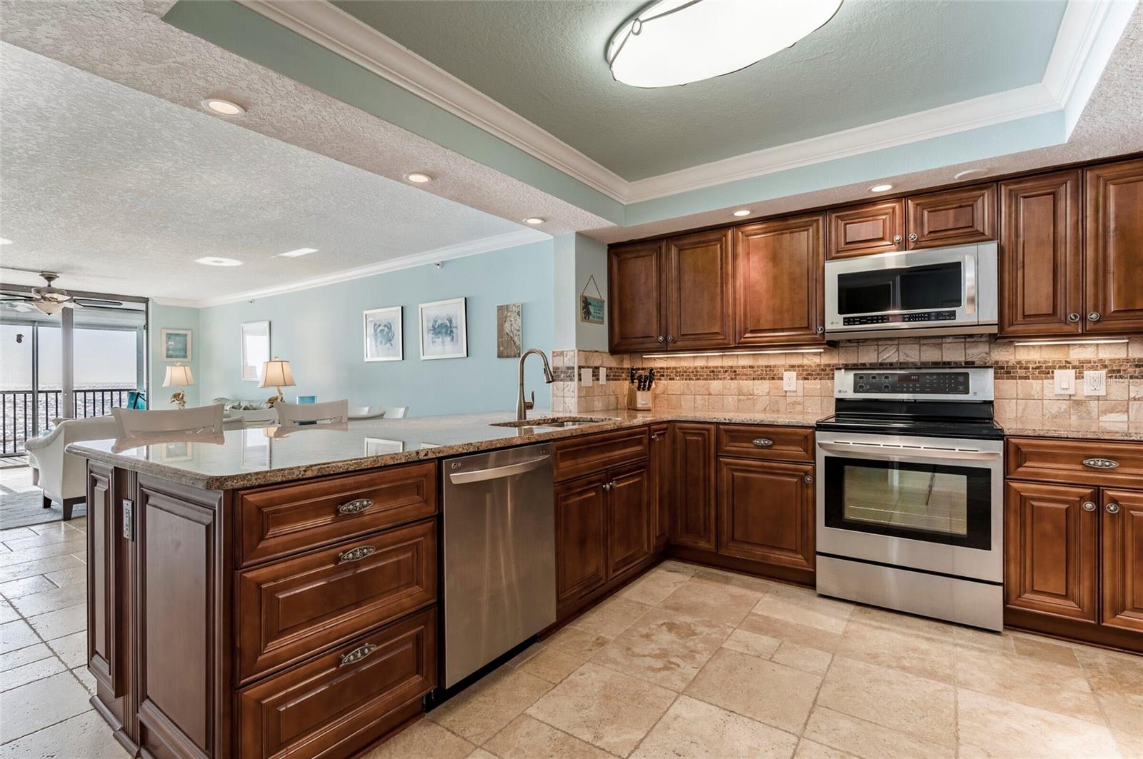 SURFSIDE SOUTH CONDO - Residential