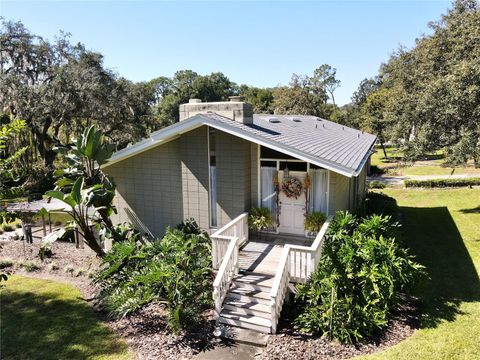 Photo of 480 Country Club Drive, Longwood, FL 32750 (MLS # O6357596)