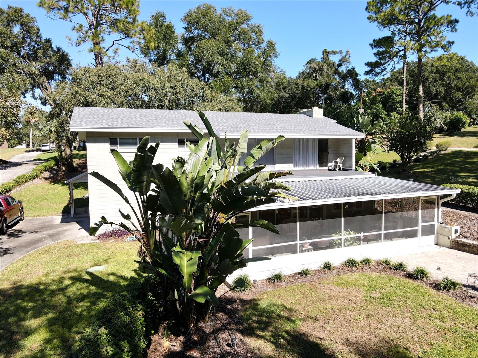 480 COUNTRY CLUB DRIVE