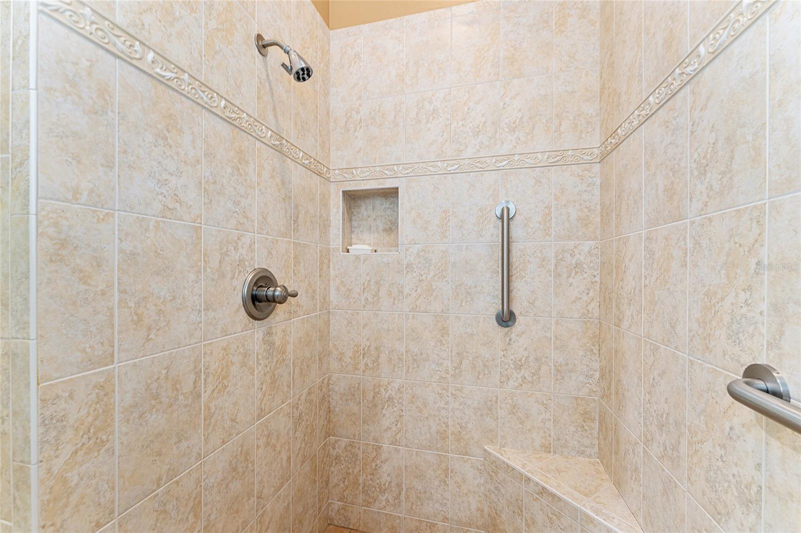 SANTA FE FOREST - Residential