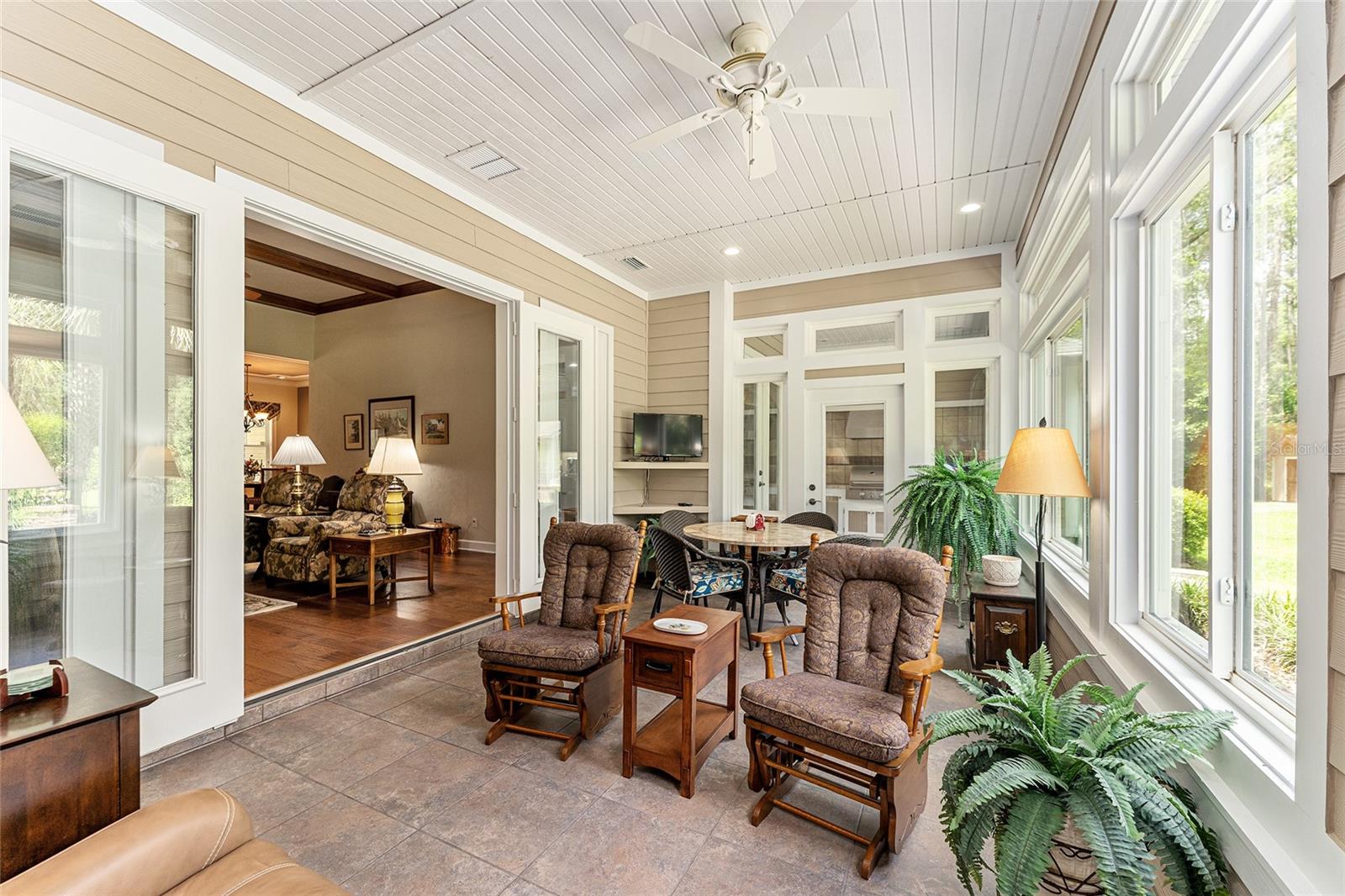 SANTA FE FOREST - Residential