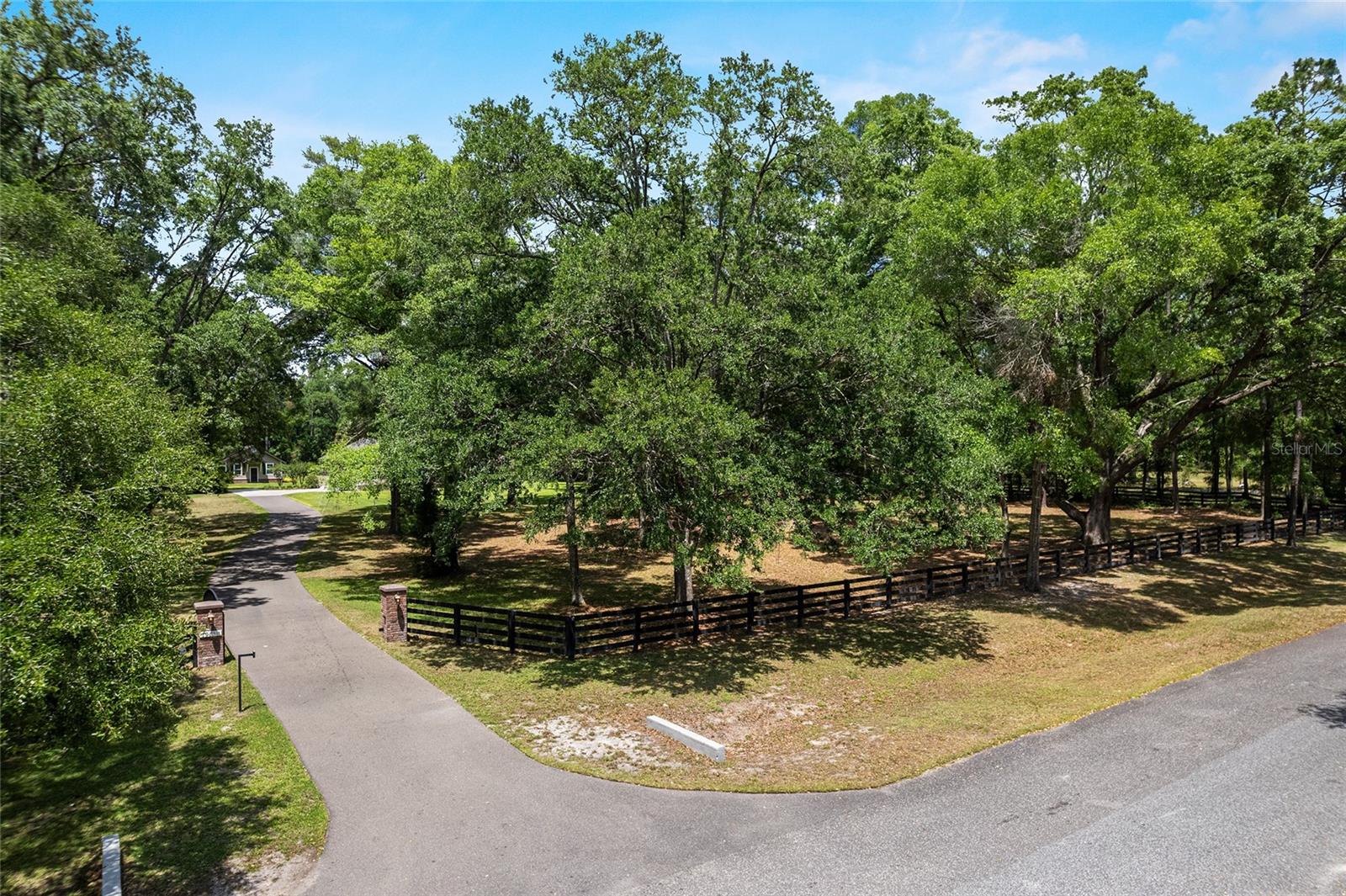 SANTA FE FOREST - Residential