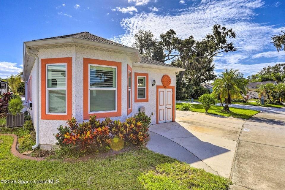 1809 MEANDER LANE 306