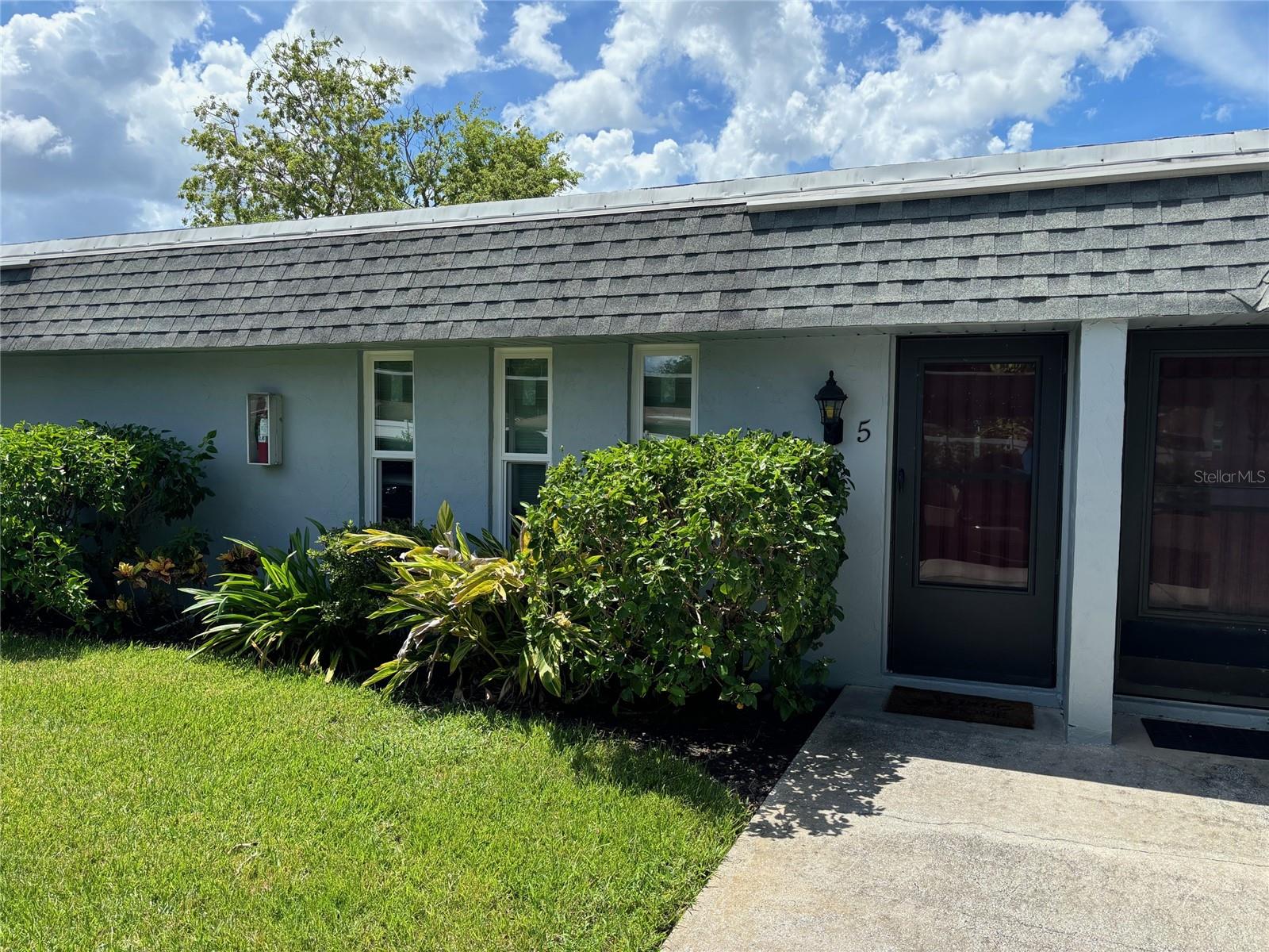 LOCATION - LOCATION - LOCATION -- Nearby everything Sarasota has to offer. Shopping, dining, downtown, entertainment, I-75 access and Gulf beaches close by. This ground floor 1 bed/1 bath offers an included carport and nicely upgraded kitchen with newer appliances and full size stackable washer/dryer in unit. The Gardens community offers a pool and fitness room.