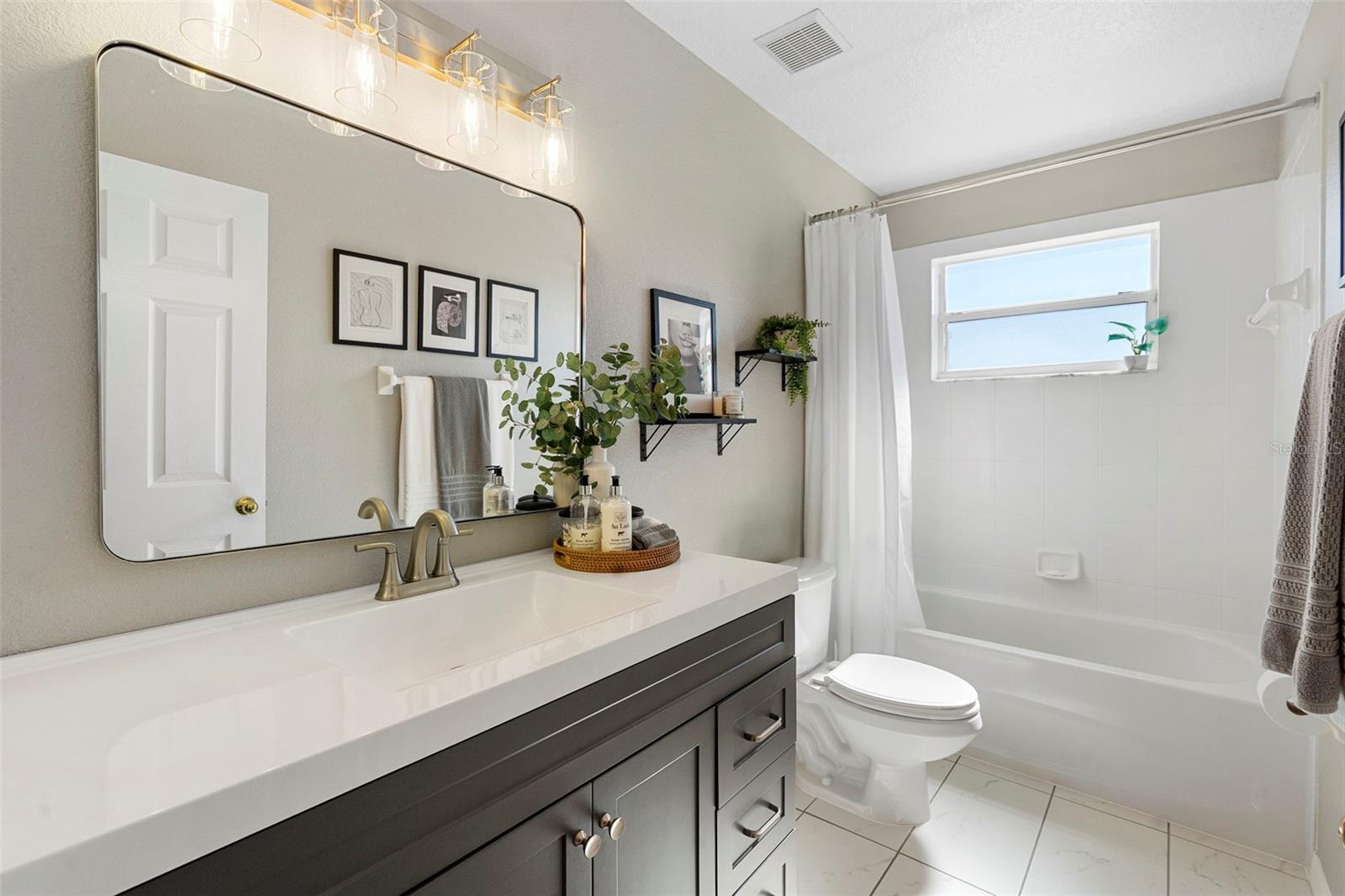 TIVOLI WOODS VILLAGE B 51 74 - Residential