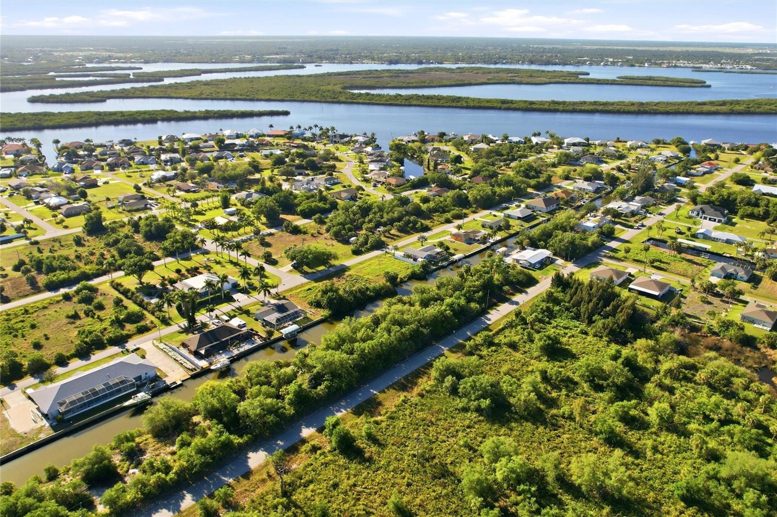 HARBOR HEIGHTS - Land