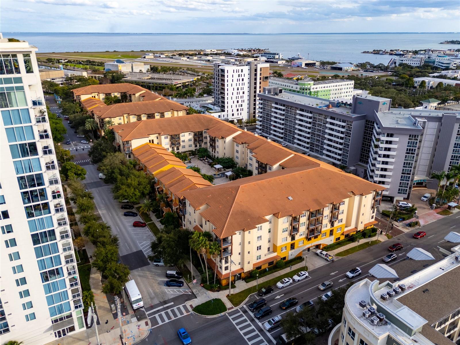 MADISON AT ST PETE - Residential