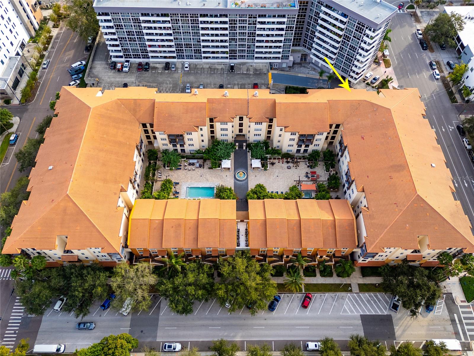 MADISON AT ST PETE - Residential