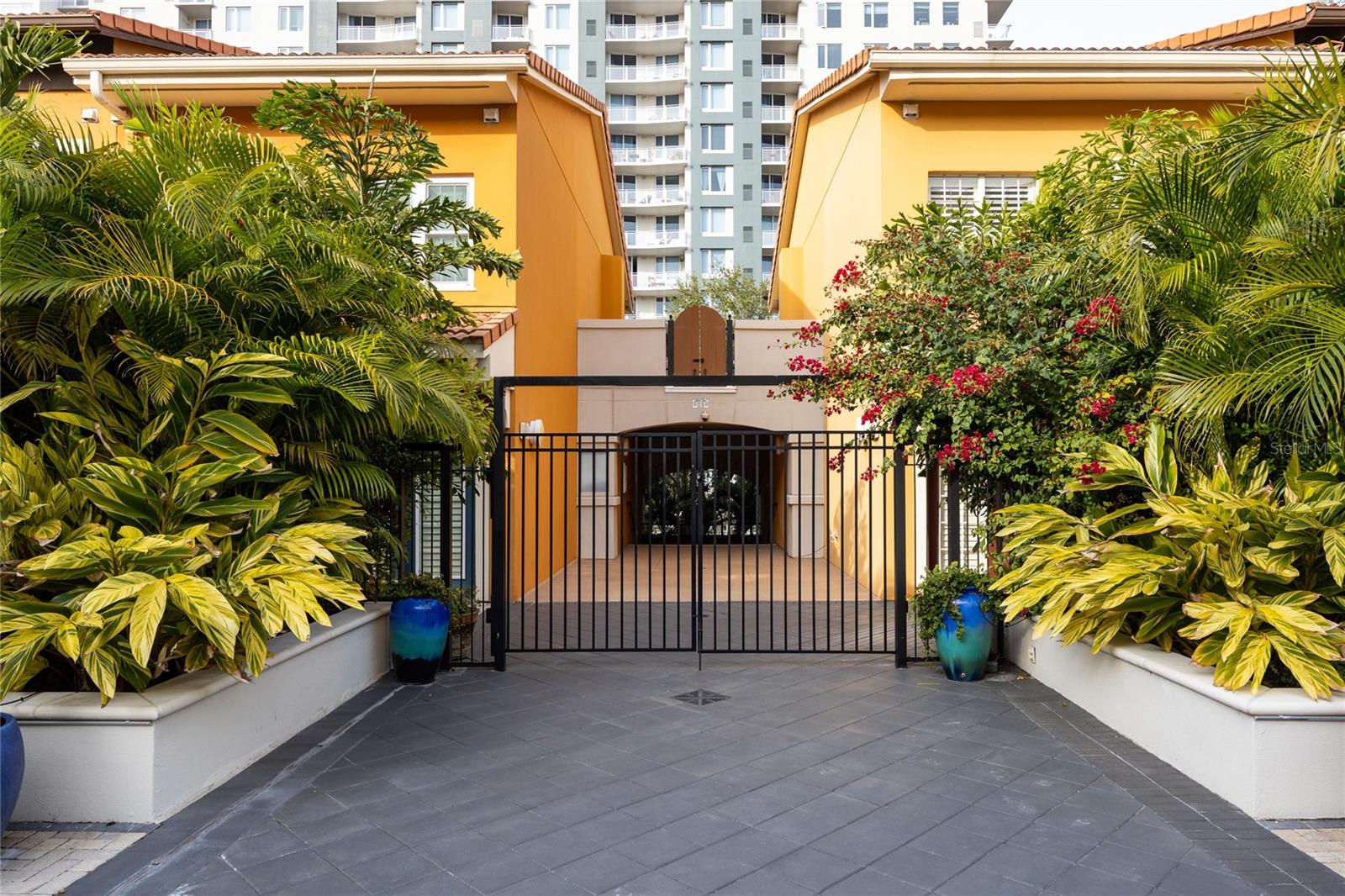 MADISON AT ST PETE - Residential