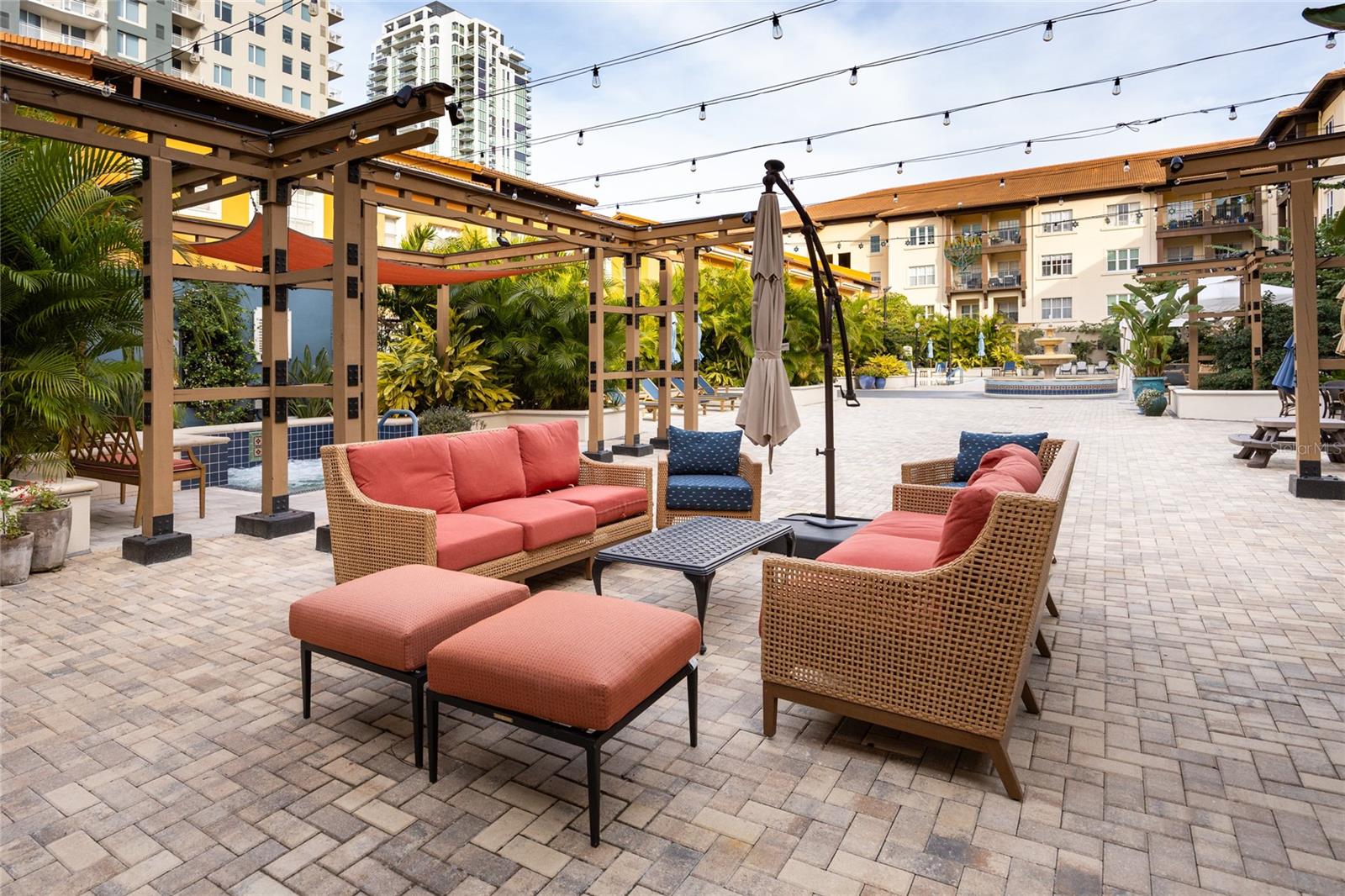 MADISON AT ST PETE - Residential