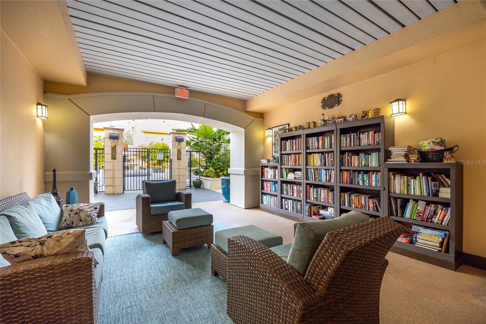 MADISON AT ST PETE - Residential