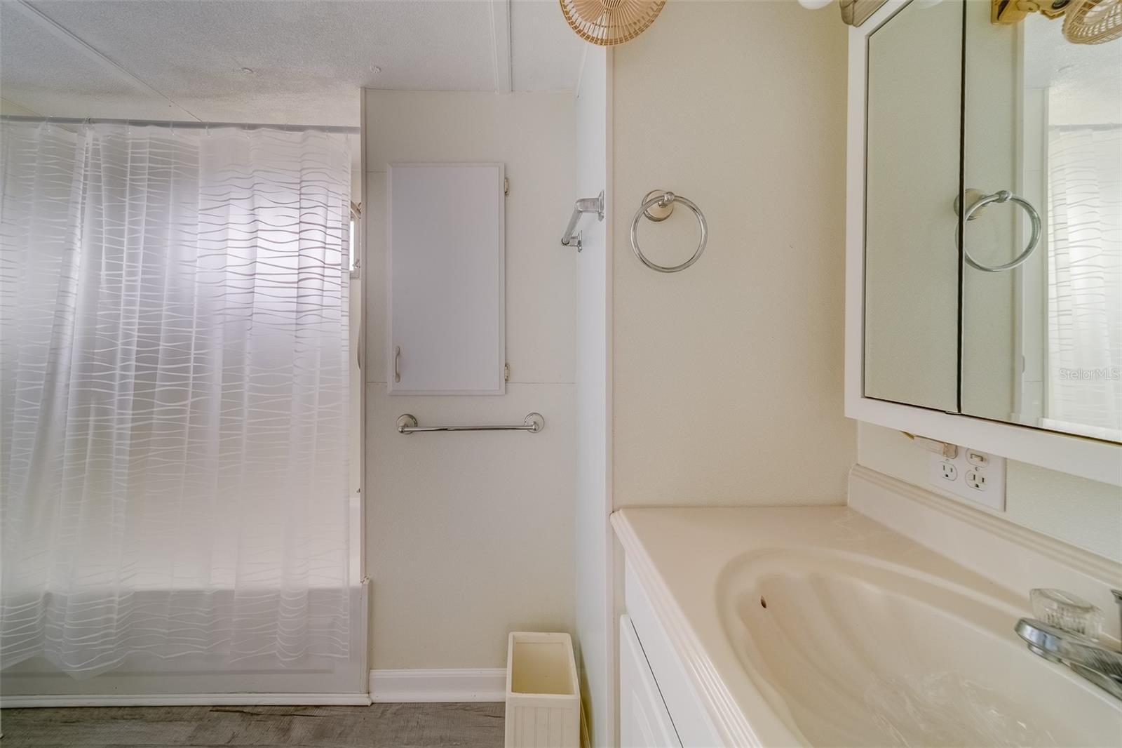 ZEPHYR SHORES UNREC - Residential