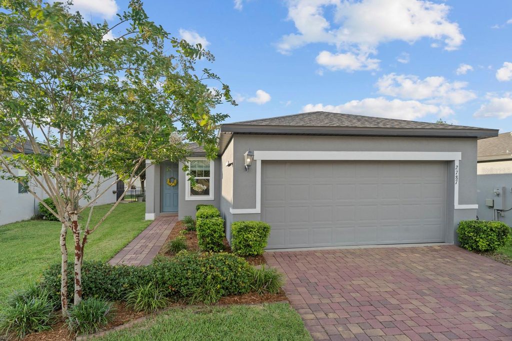 Photo of 2787 Bella Vista Drive, Davenport, FL 33897 (MLS # O6416995)
