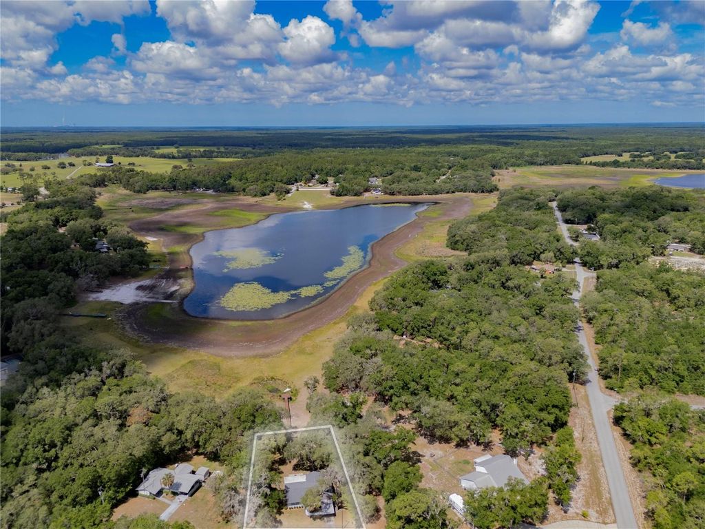 Photo of 1136 SW Shorewood Drive, Dunnellon, FL 34431 (MLS # OM725130)