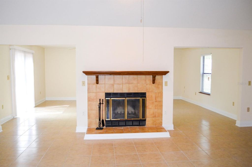 Photo of 7760 SW 47th Lane, Gainesville, FL 32608 (MLS # GC539887)