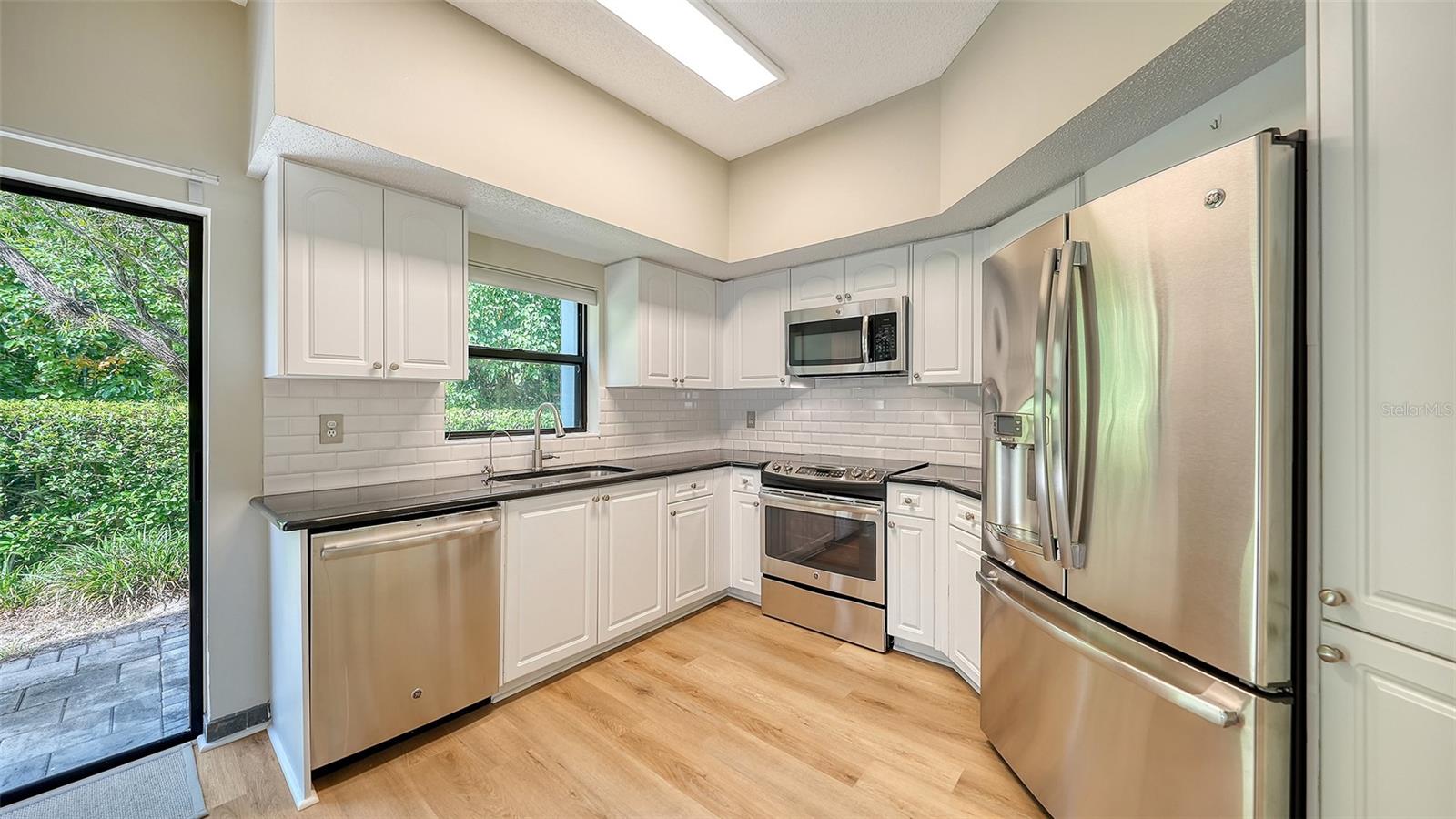 LANDINGS SOUTH IV - Residential