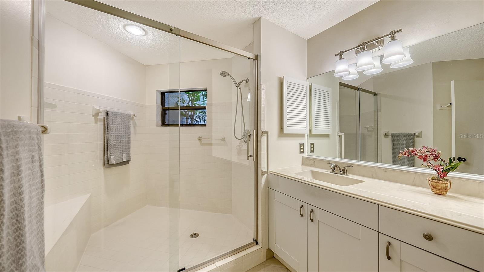 LANDINGS SOUTH IV - Residential