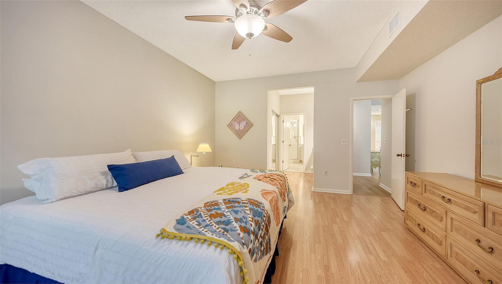 LANDINGS SOUTH IV - Residential