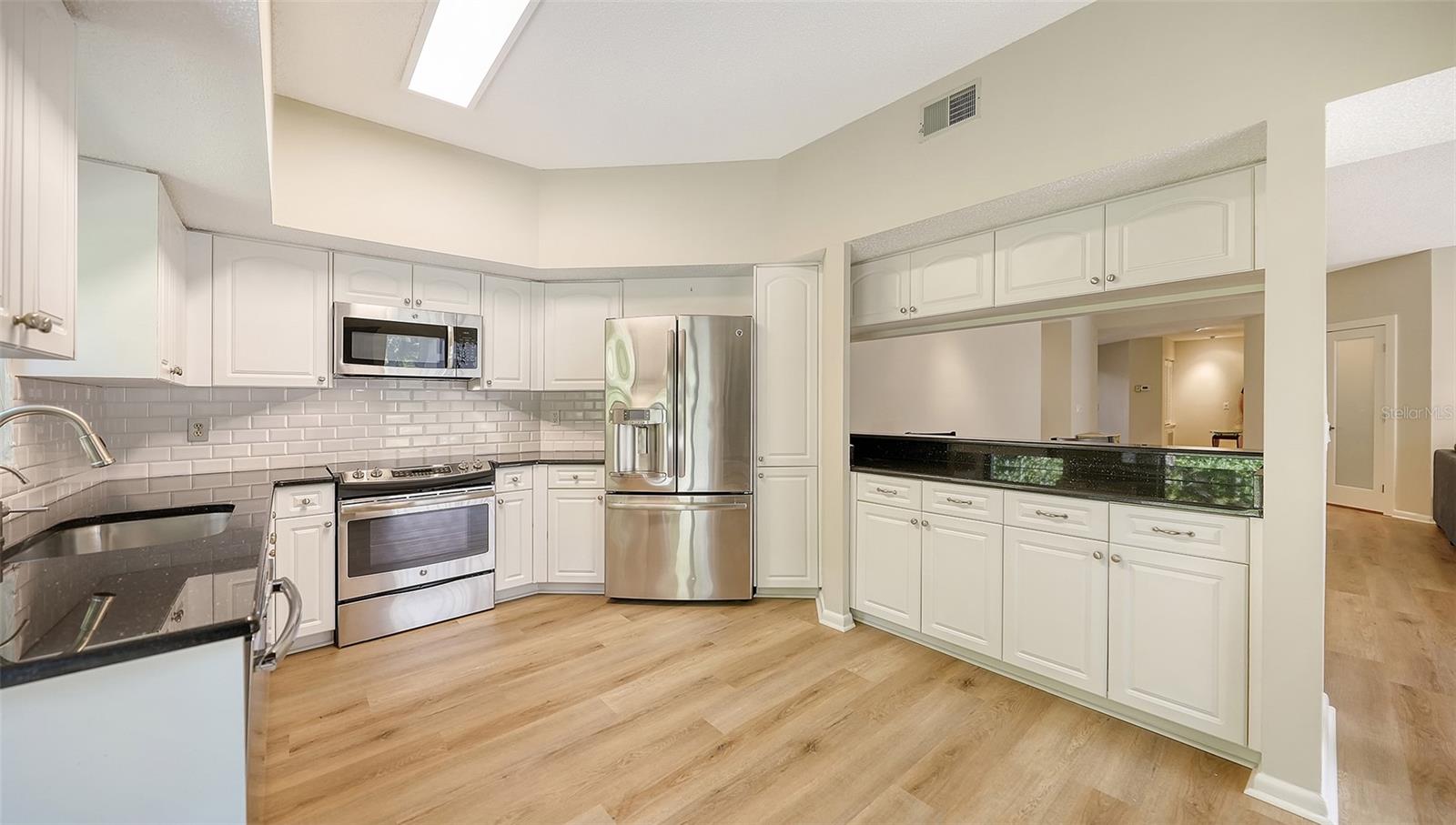 LANDINGS SOUTH IV - Residential