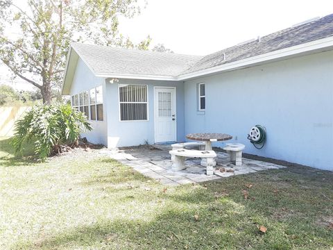 A home in LAKELAND