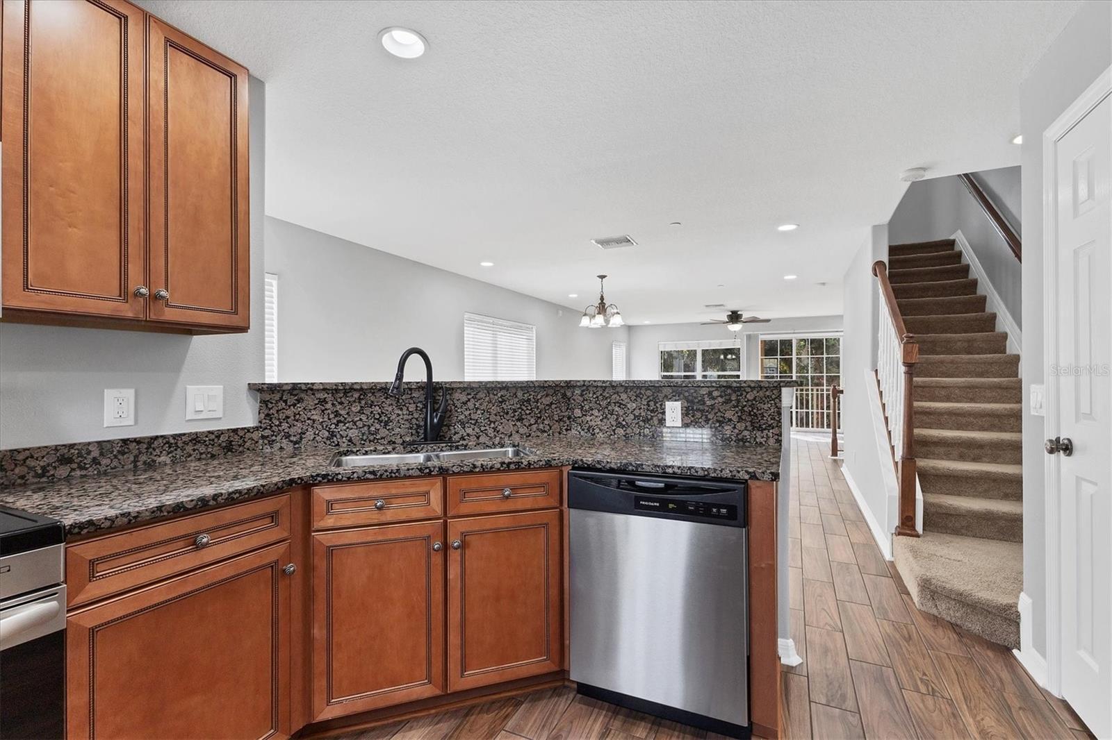 WILLOWBROOK PH 1 - Residential Lease