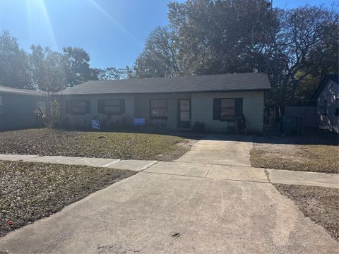 Photo of 4648 Piedmont Ct, Orlando, FL 32811 (MLS # O6380429)