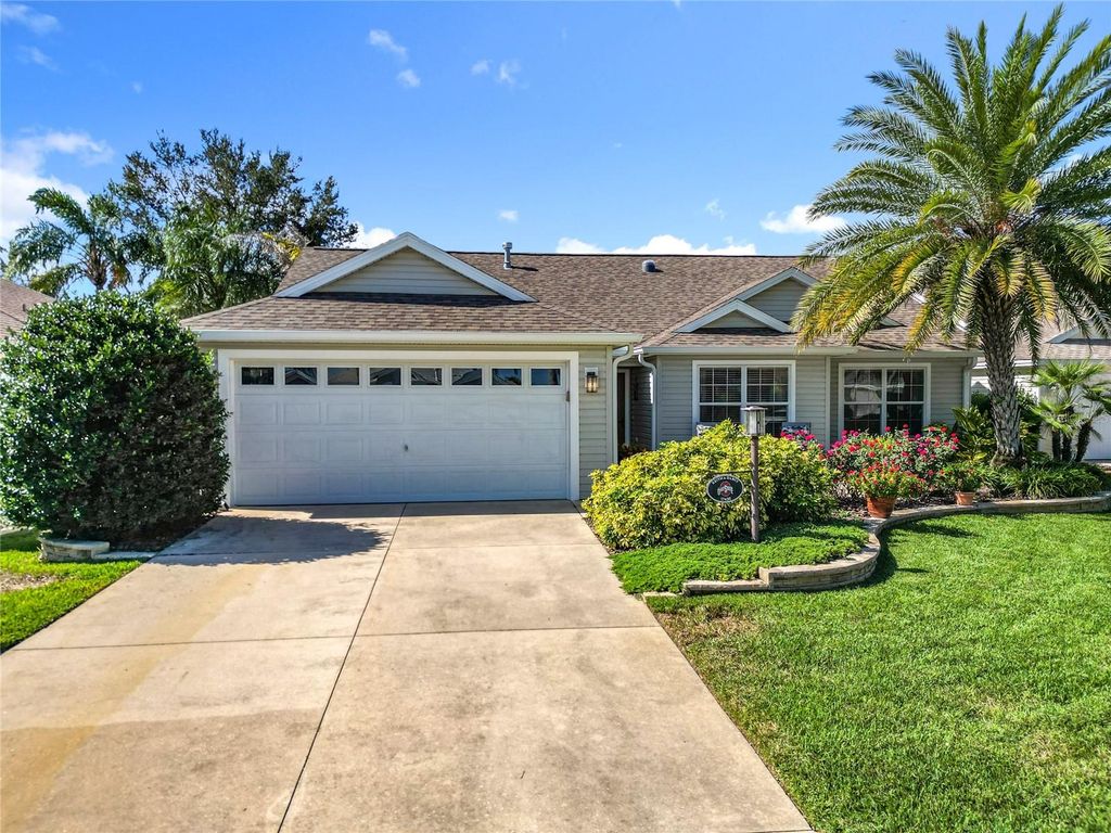 Photo of 17430 SE 71st Birchbrook Avenue, The Villages, FL 32162 (MLS # G5103813)