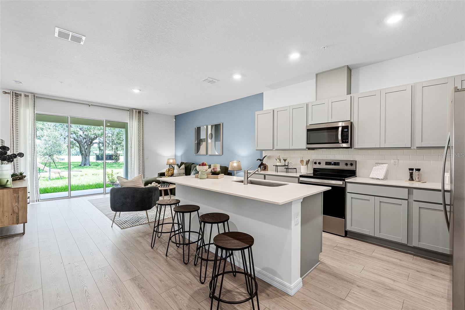 NONA WEST - Residential