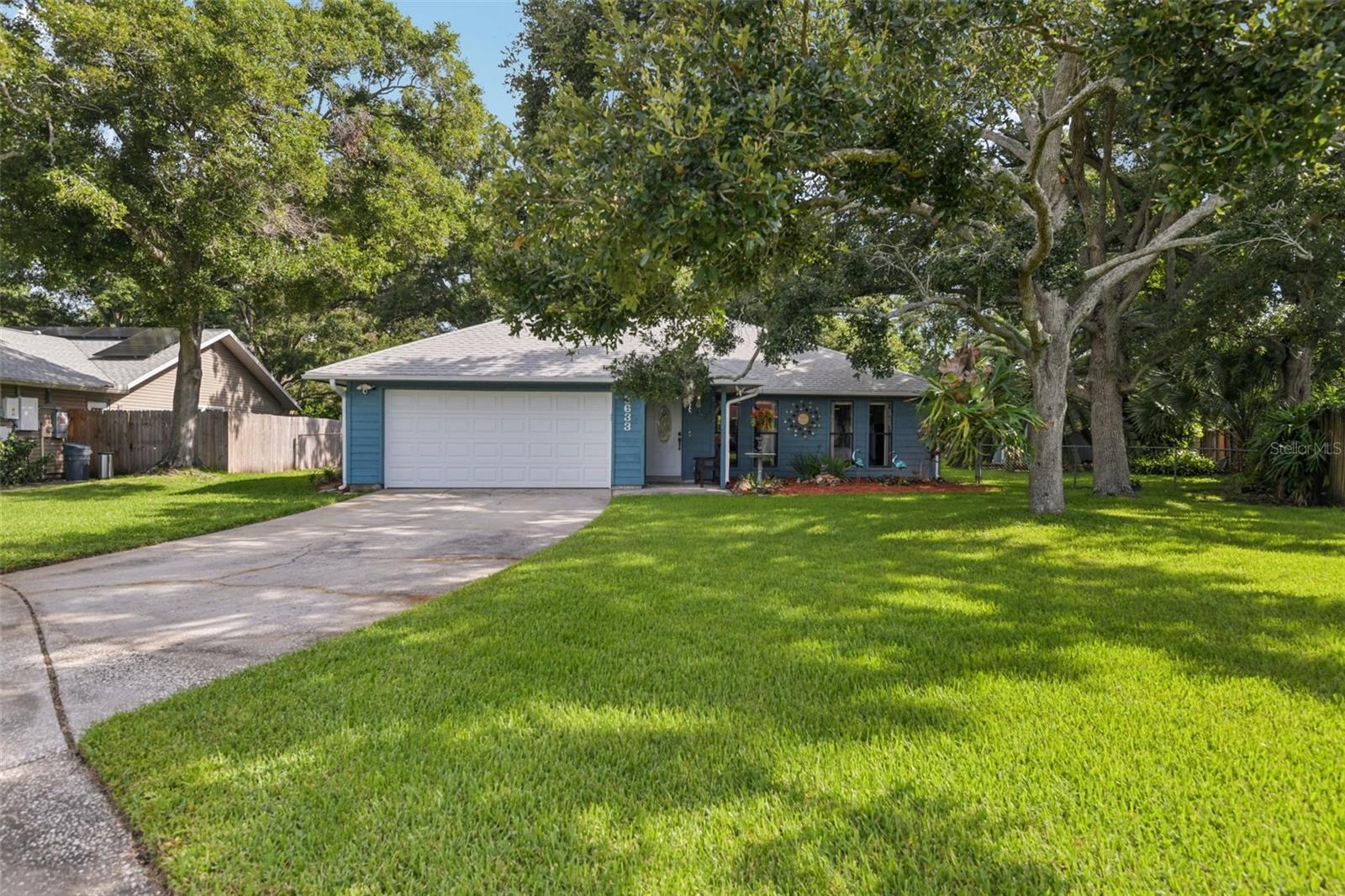 5633 99TH TERRACE N