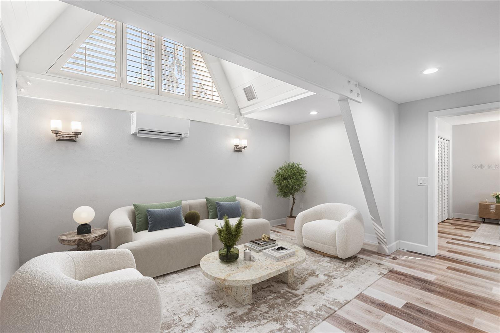 HOLIDAY CLUB UNIT 1 - Residential