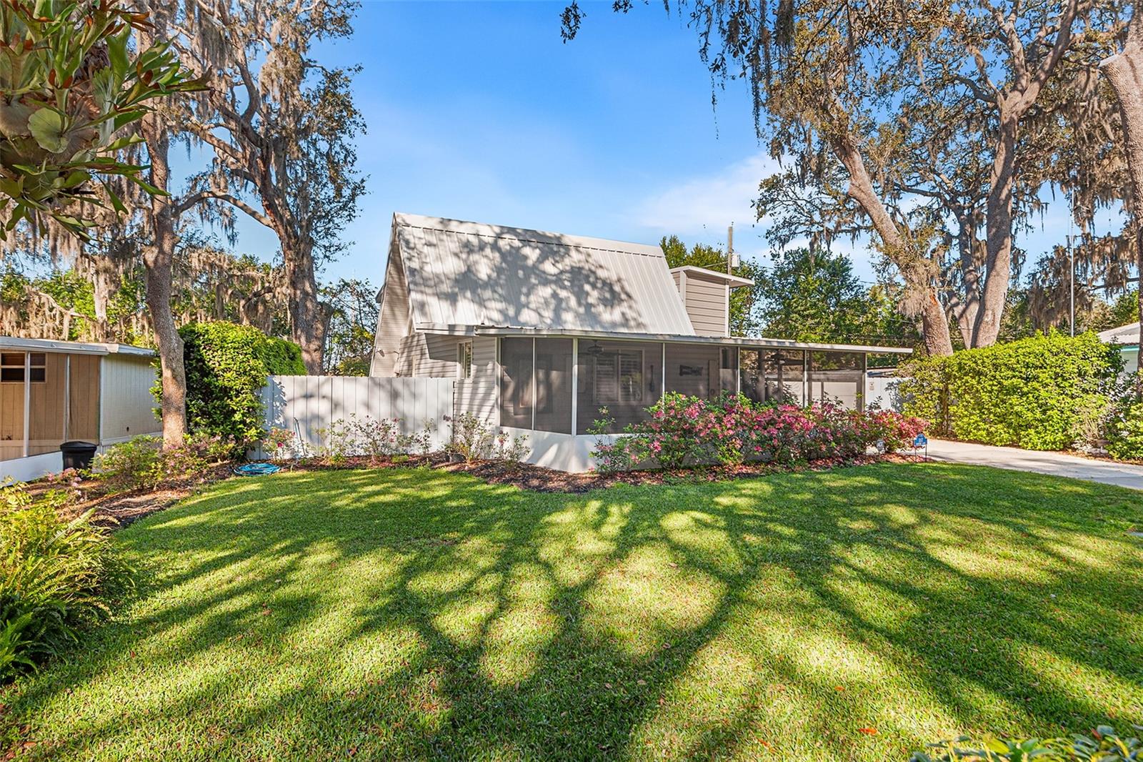 HOLIDAY CLUB UNIT 1 - Residential