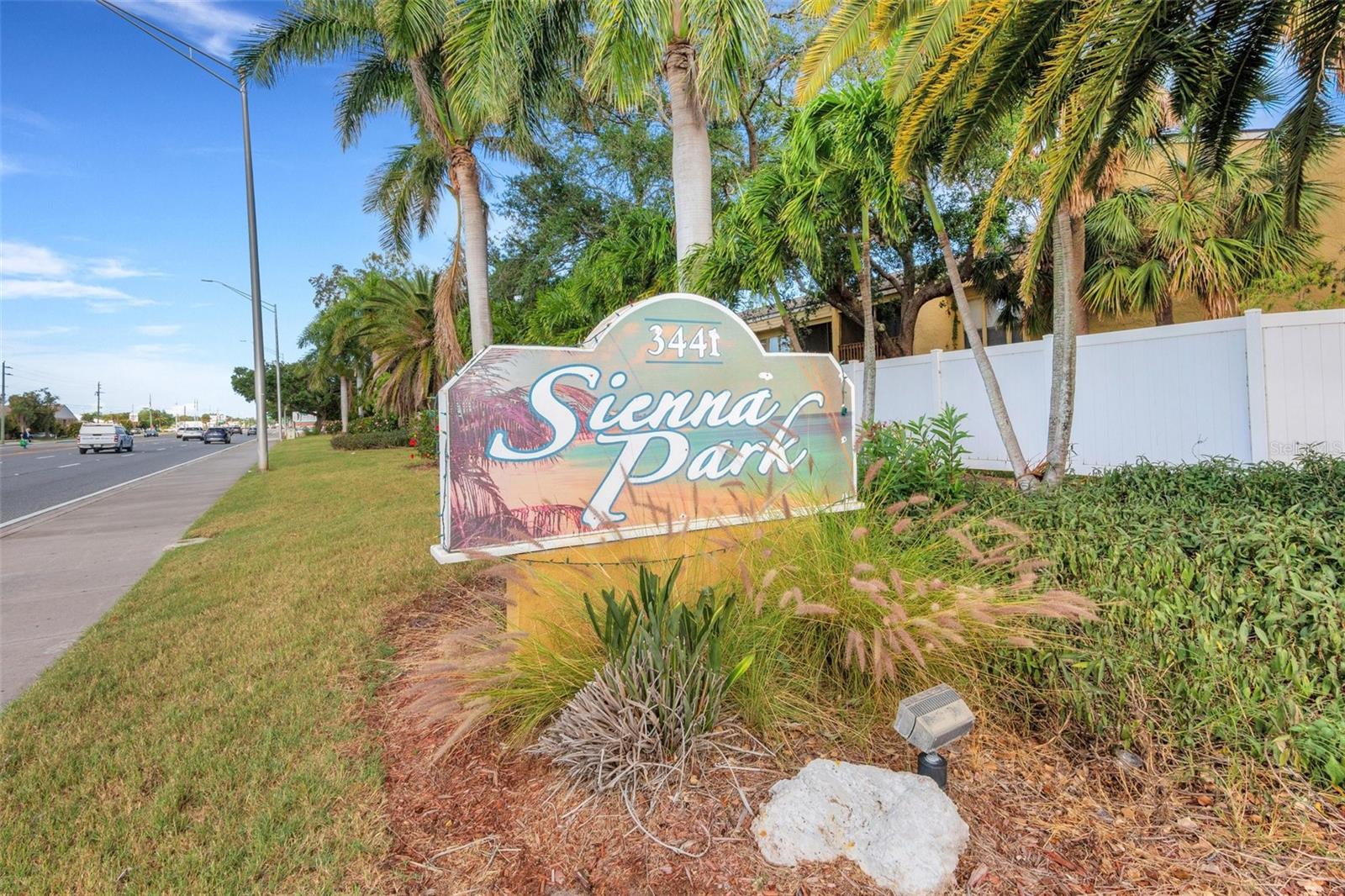 SIENNA - Residential Lease