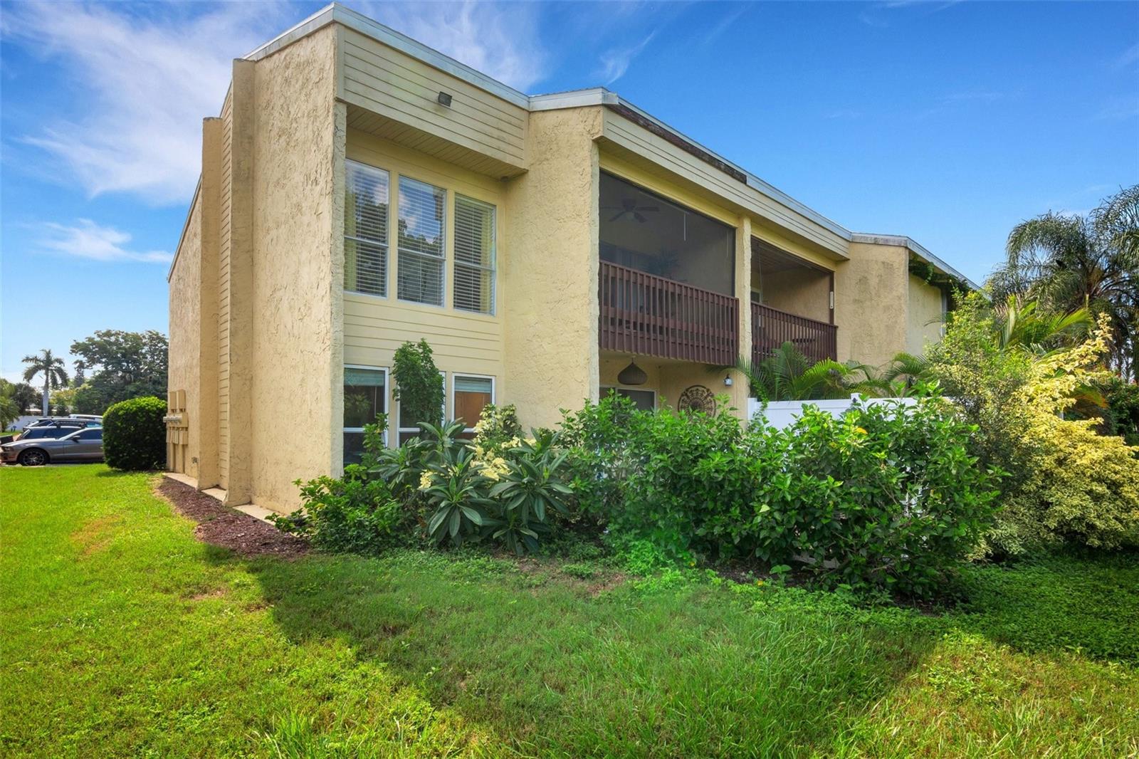 SIENNA - Residential Lease