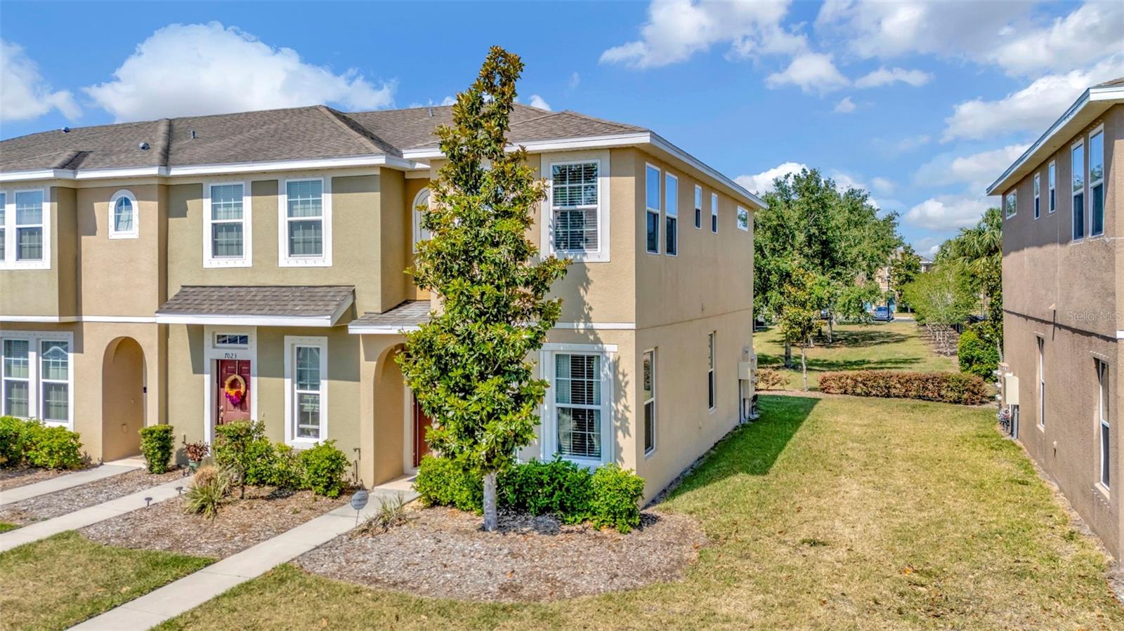 7021 WHITE TREETOP PLACE