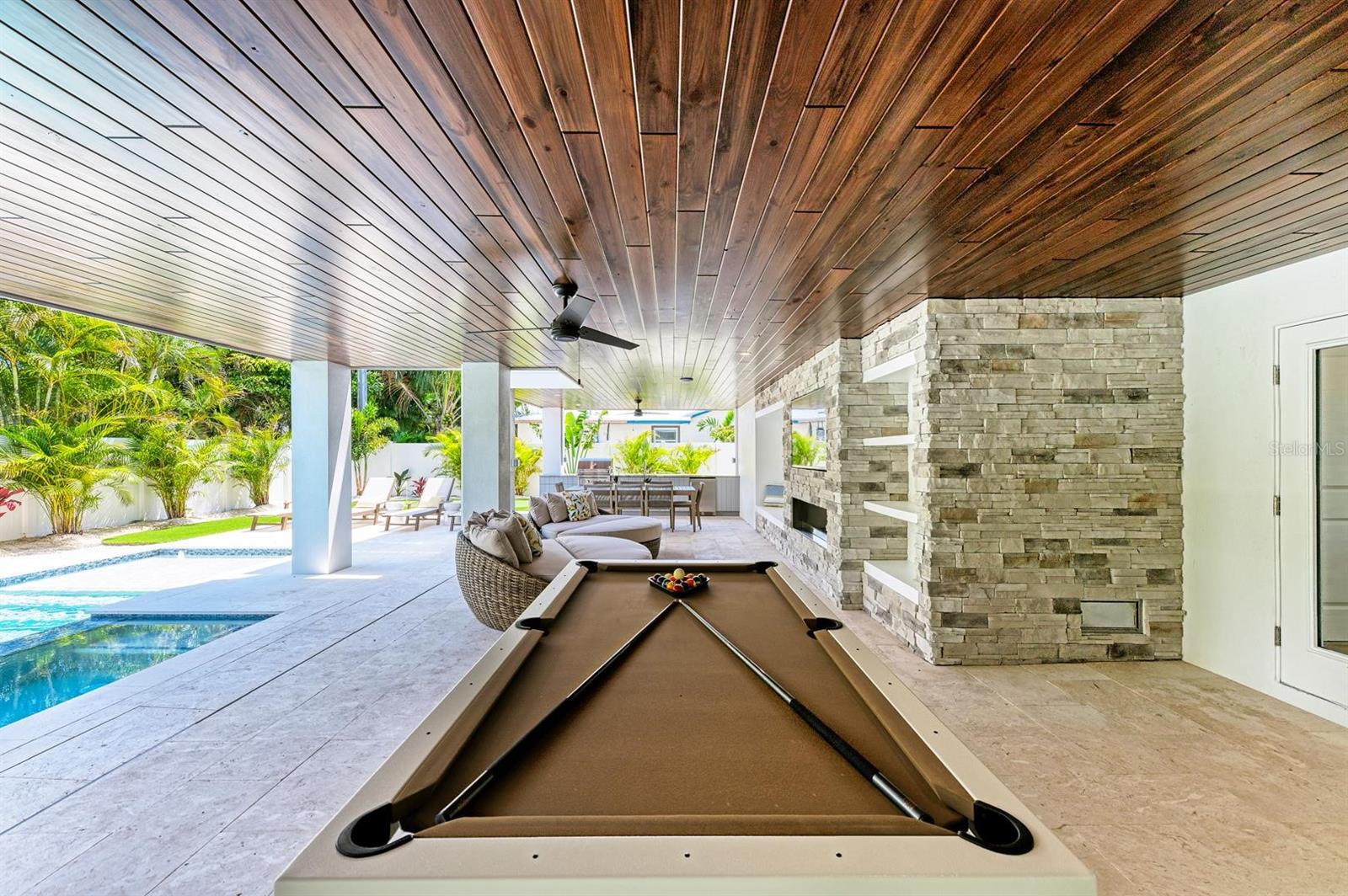 HOLMES BEACH 31ST UNIT AMD - Residential