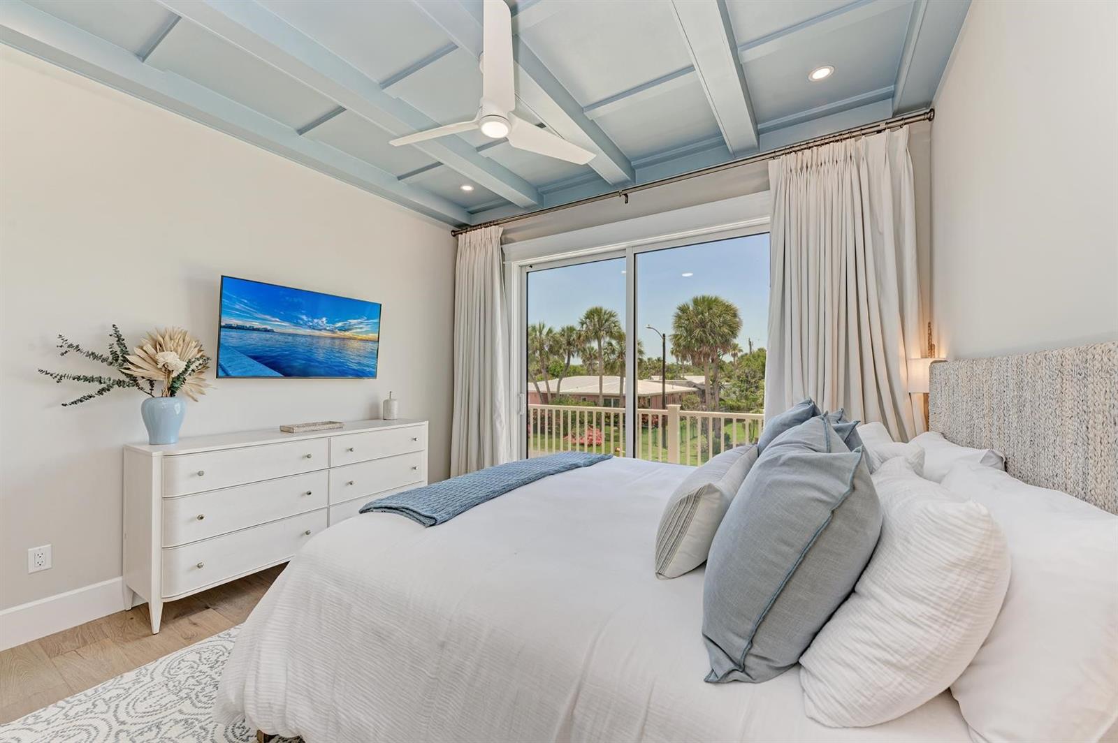 HOLMES BEACH 31ST UNIT AMD - Residential