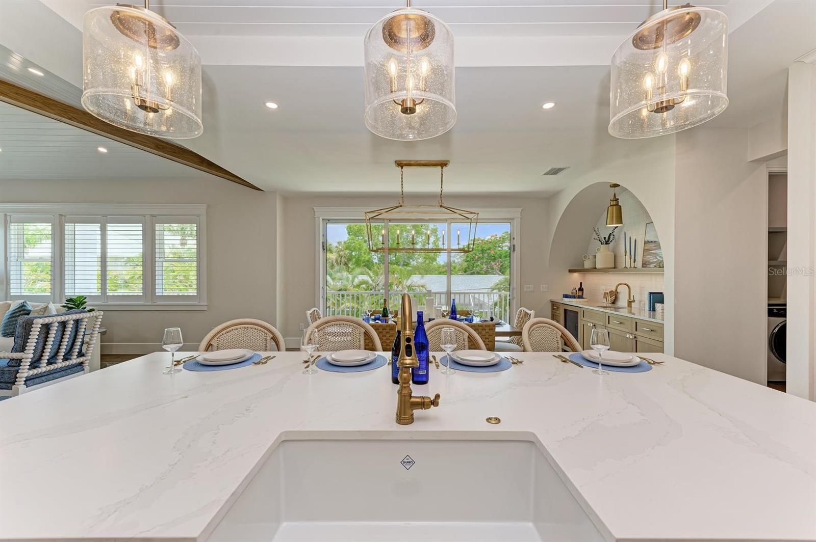 HOLMES BEACH 31ST UNIT AMD - Residential