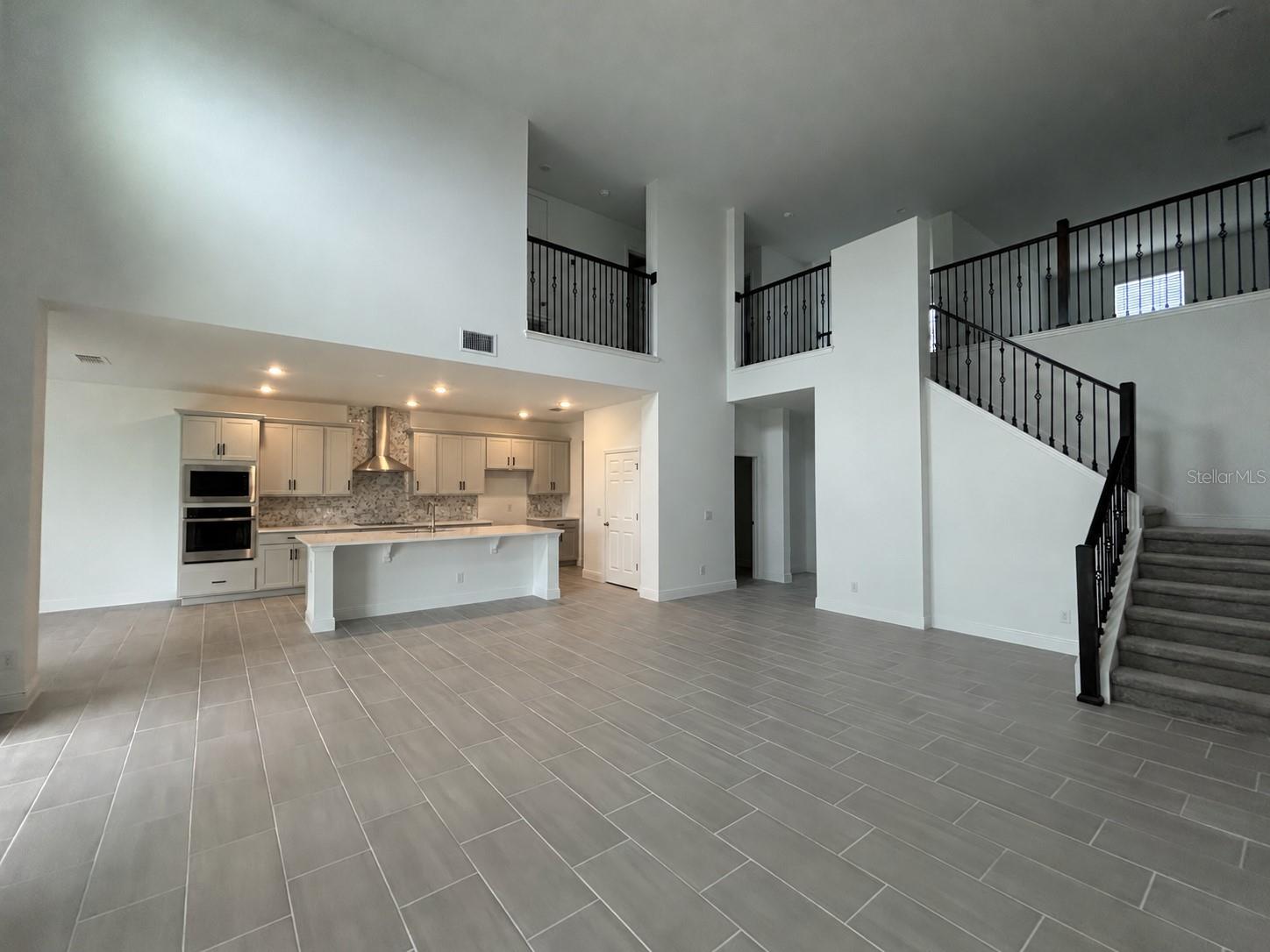 7028 ROLLING GARDENS LOOP
