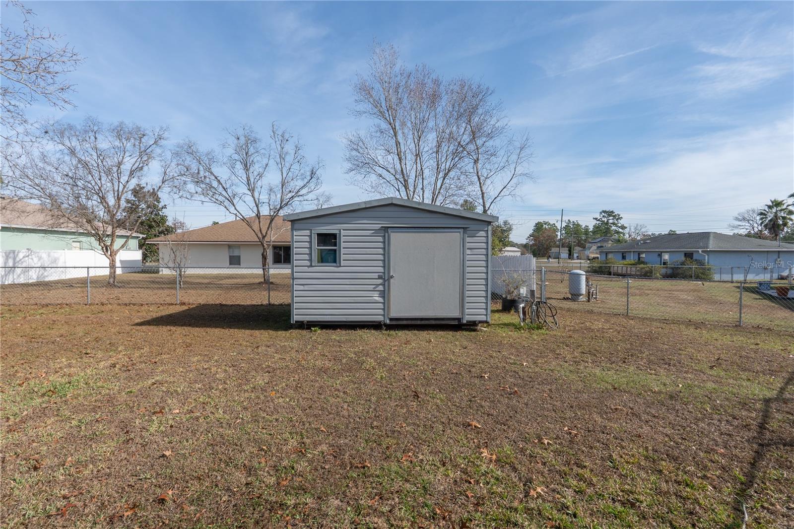 SILVER SPGS SHORES UN 20 - Residential