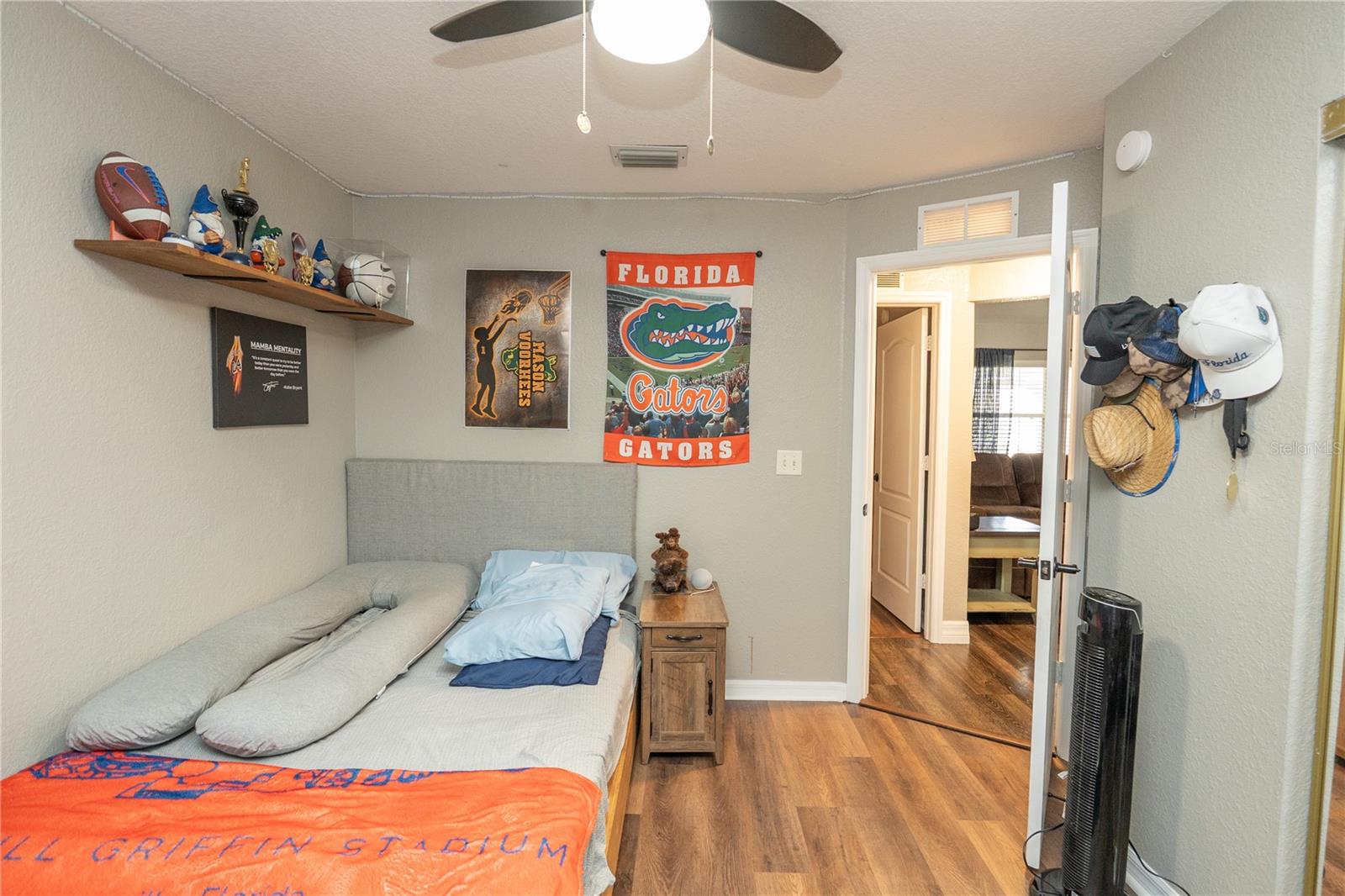 SILVER SPGS SHORES UN 20 - Residential