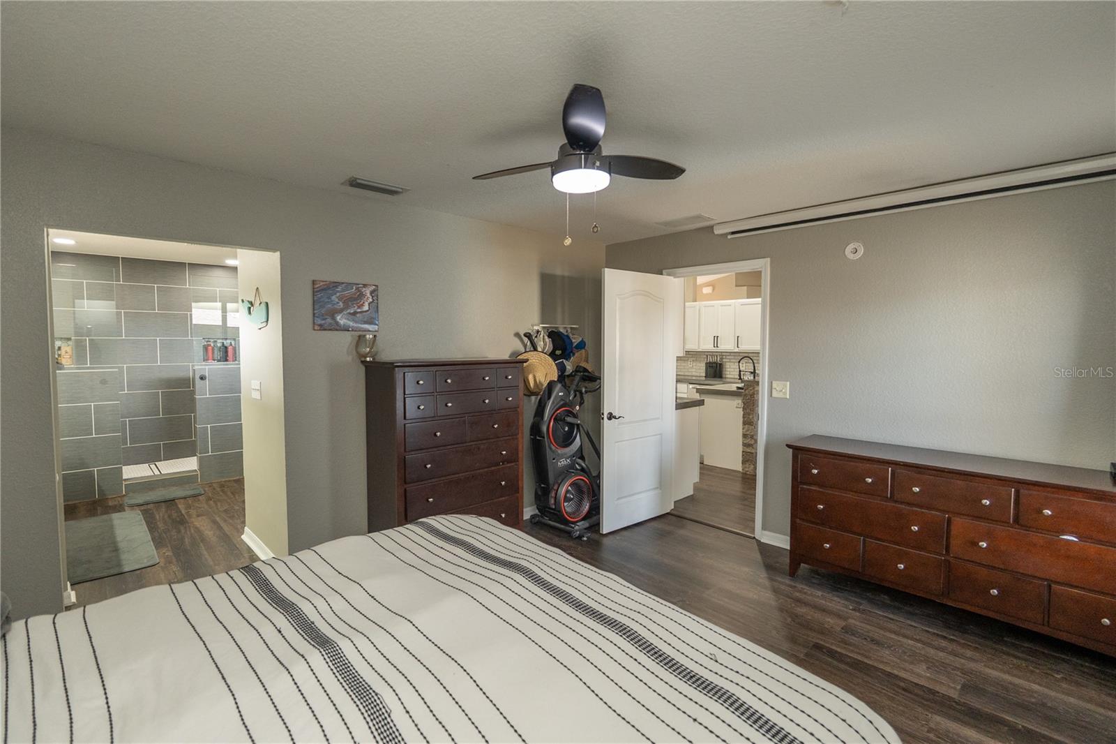 SILVER SPGS SHORES UN 20 - Residential