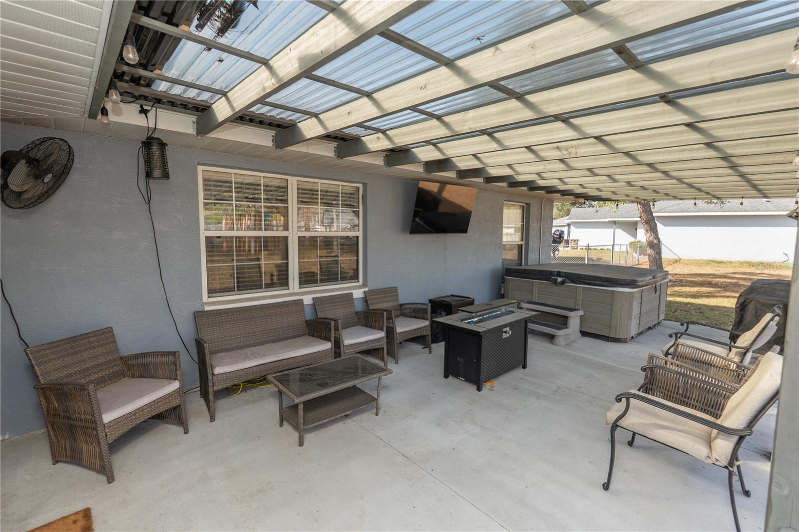 SILVER SPGS SHORES UN 20 - Residential