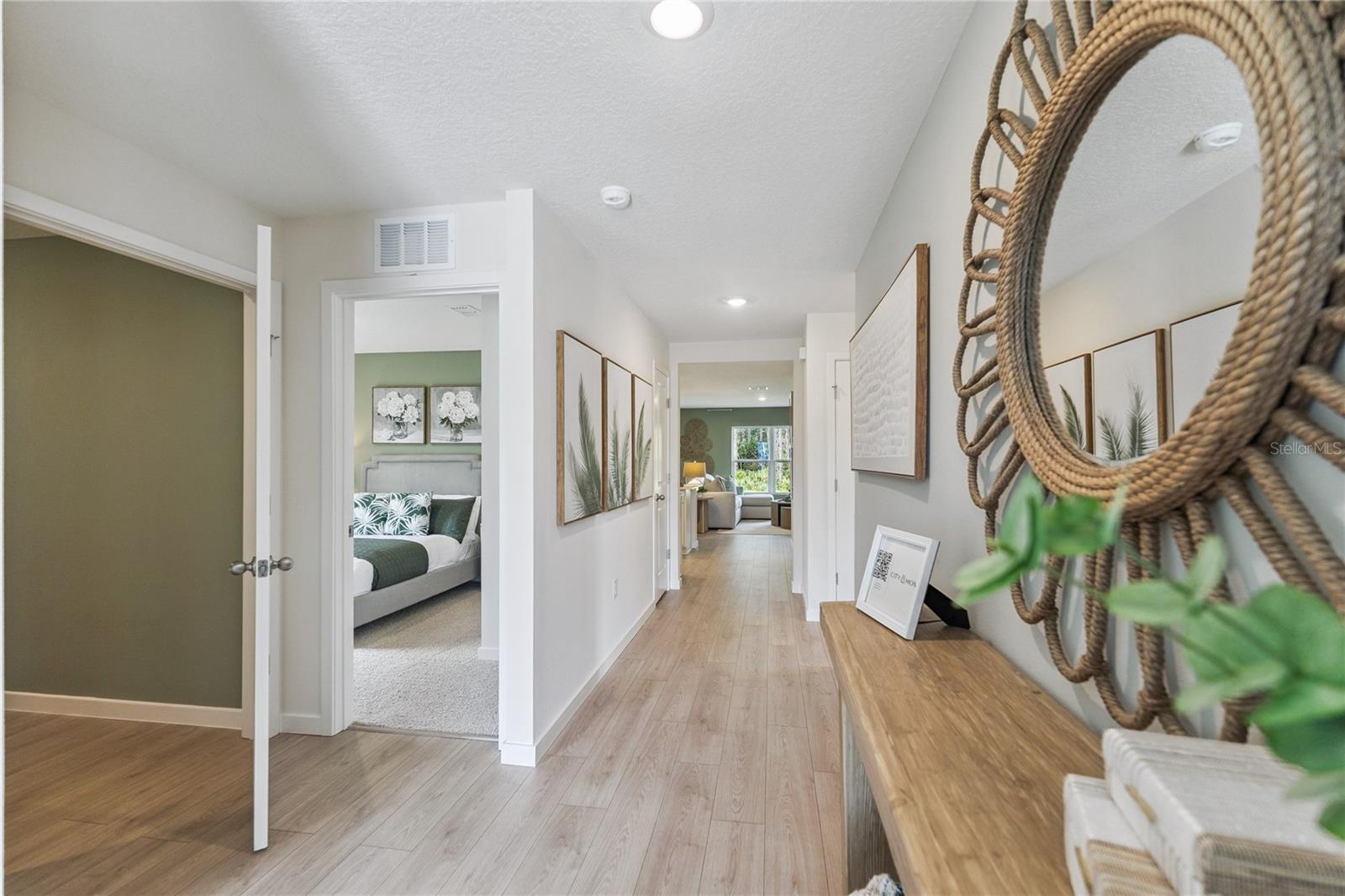22 AMBERWOOD LANE