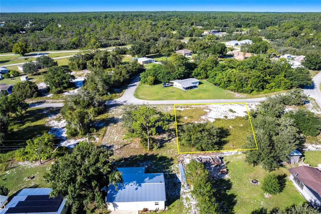 Photo of 917 Hollyhock Court, Lake Placid, FL 33852 (MLS # C7513986)