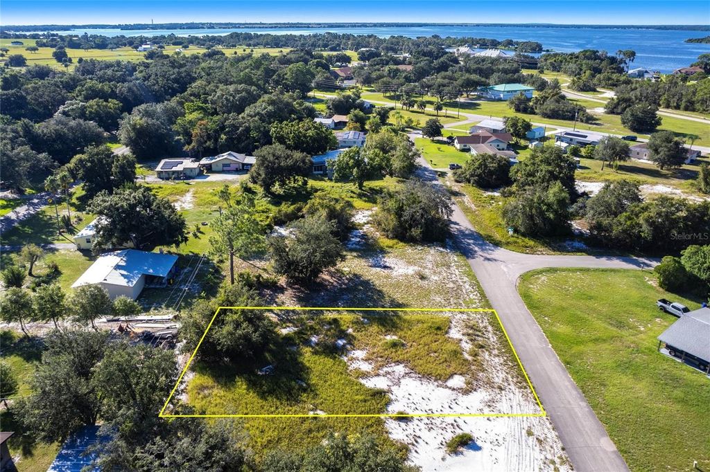 Photo of 917 Hollyhock Court, Lake Placid, FL 33852 (MLS # C7513986)