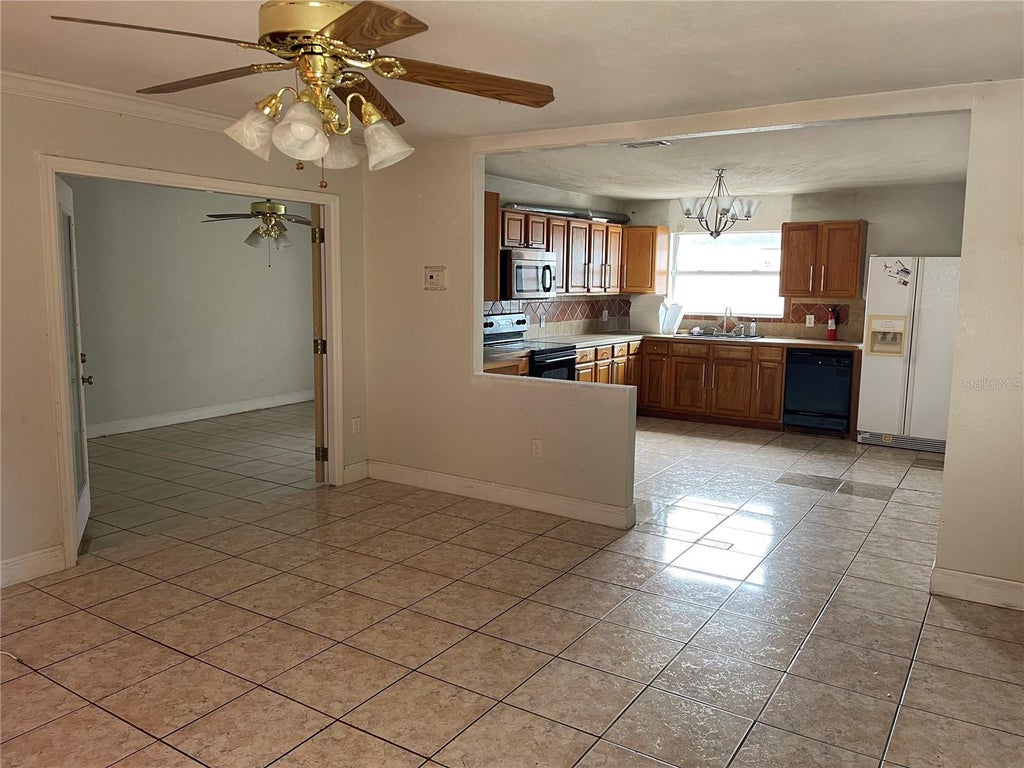 Photo of 1112 Ocean Street, Kissimmee, FL 34744 (MLS # S5158679)