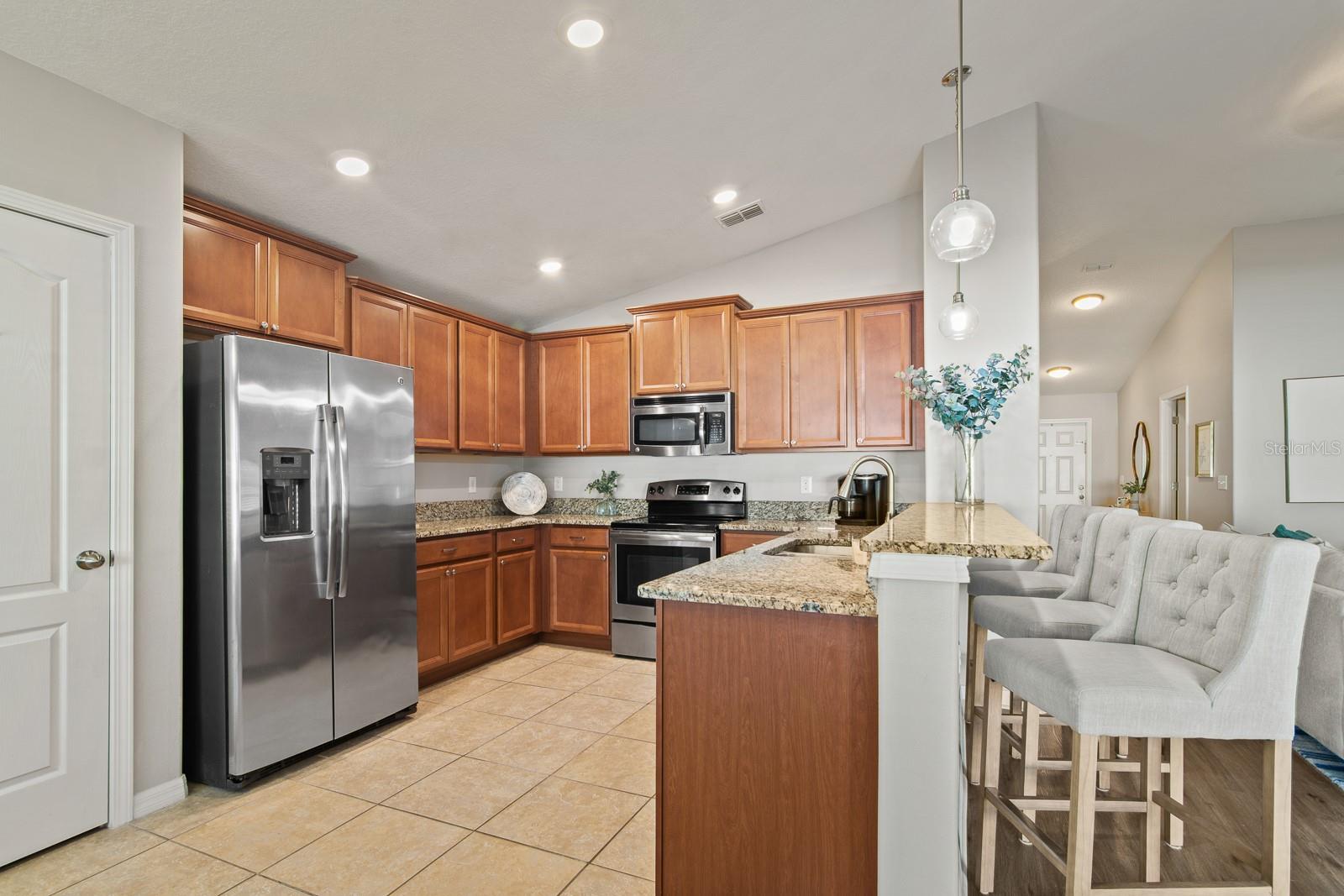 BRIAR OAKS VILLAGE 01 - Residential