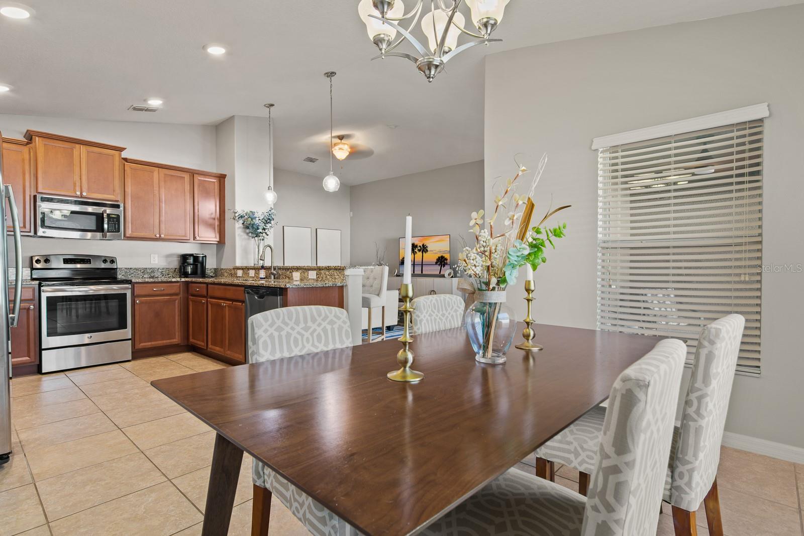 BRIAR OAKS VILLAGE 01 - Residential